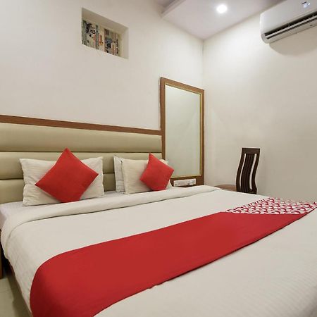 Collection O Royal Icon Hotel Udaipur Luaran gambar