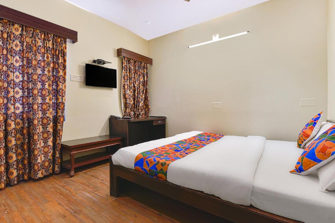 Collection O Royal Icon Hotel Udaipur Luaran gambar