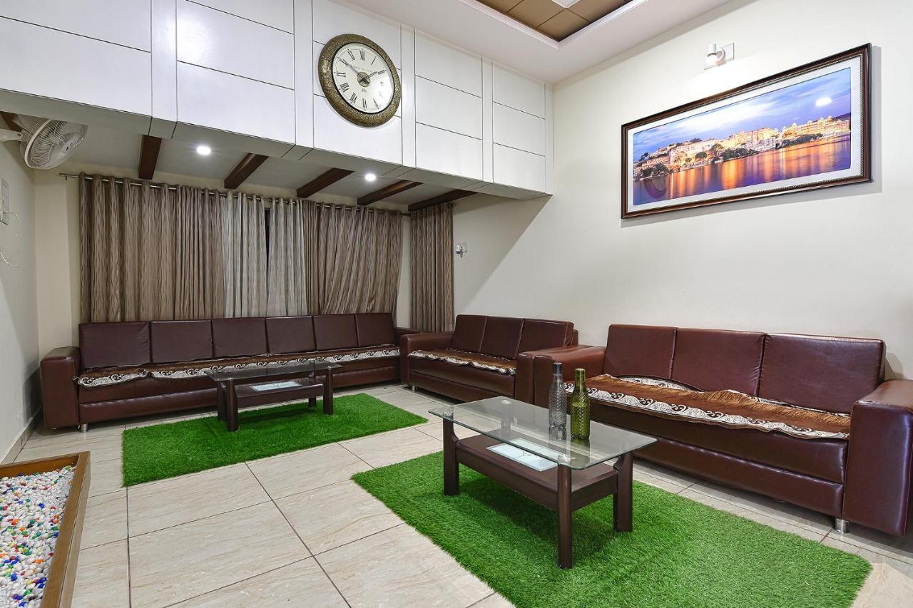 Collection O Royal Icon Hotel Udaipur Luaran gambar