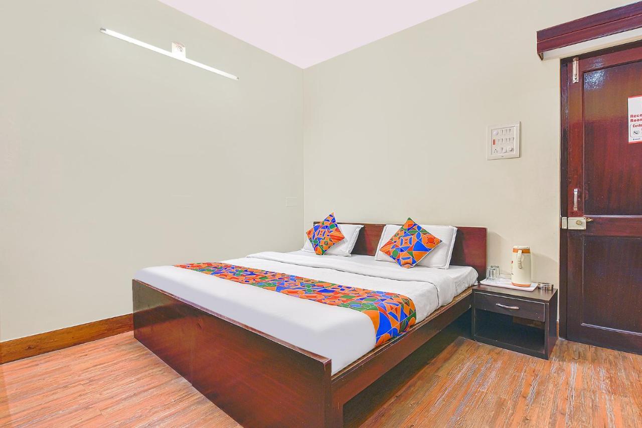 Collection O Royal Icon Hotel Udaipur Luaran gambar