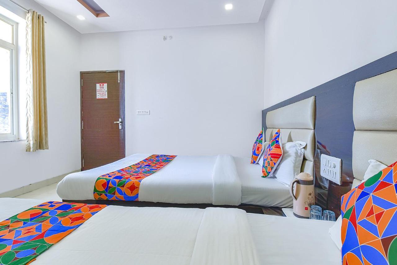Collection O Royal Icon Hotel Udaipur Luaran gambar