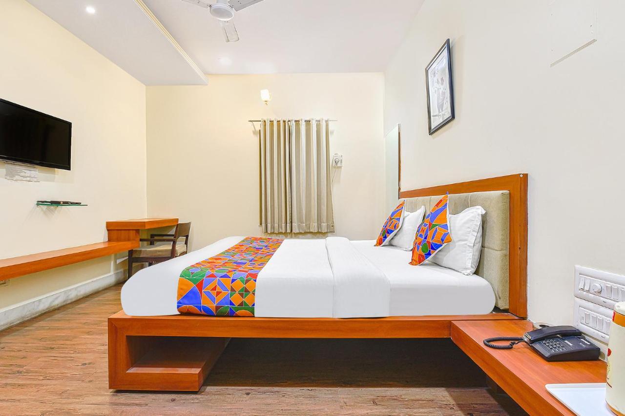 Collection O Royal Icon Hotel Udaipur Luaran gambar