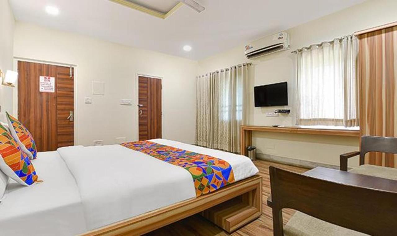 Collection O Royal Icon Hotel Udaipur Luaran gambar