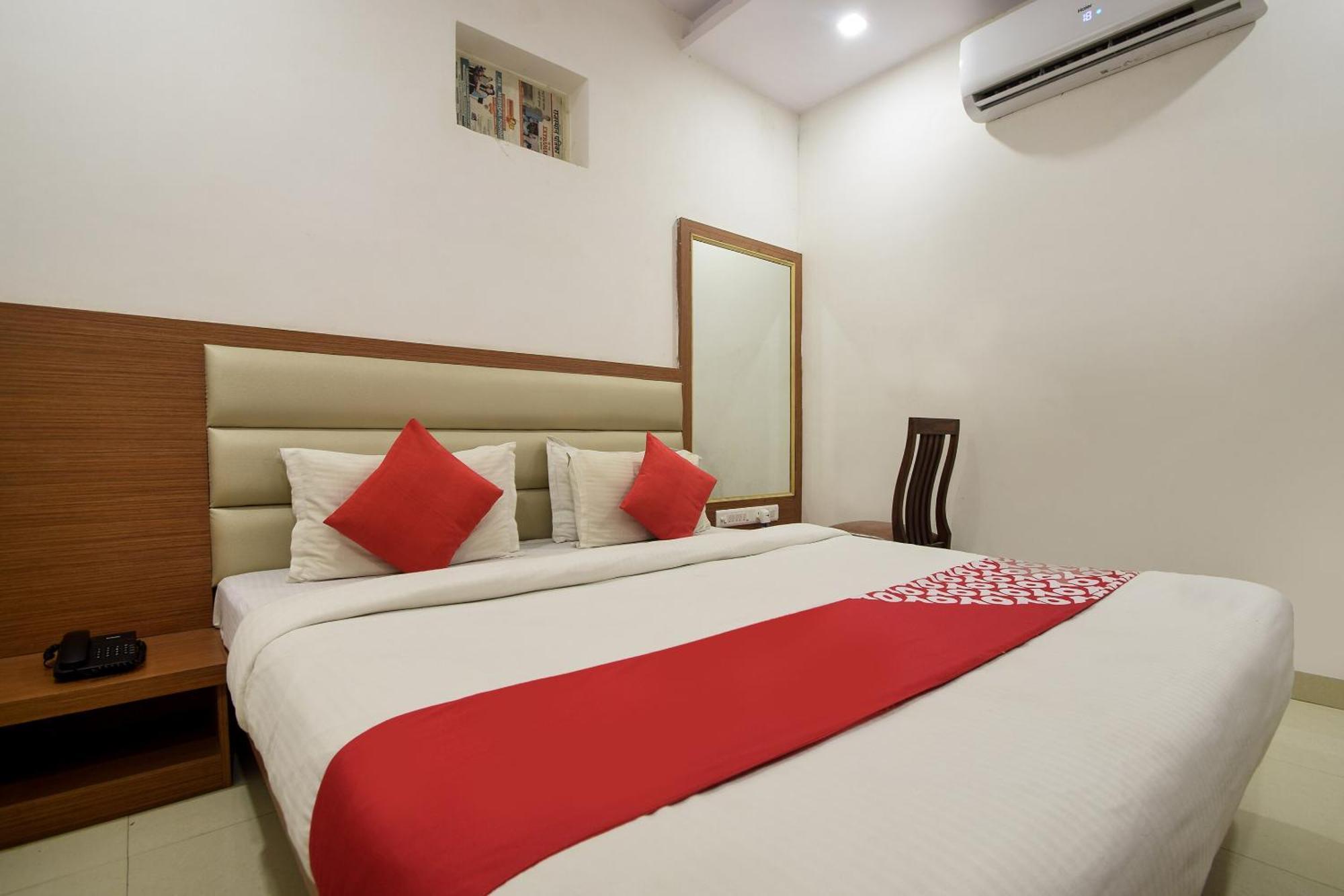 Collection O Royal Icon Hotel Udaipur Luaran gambar