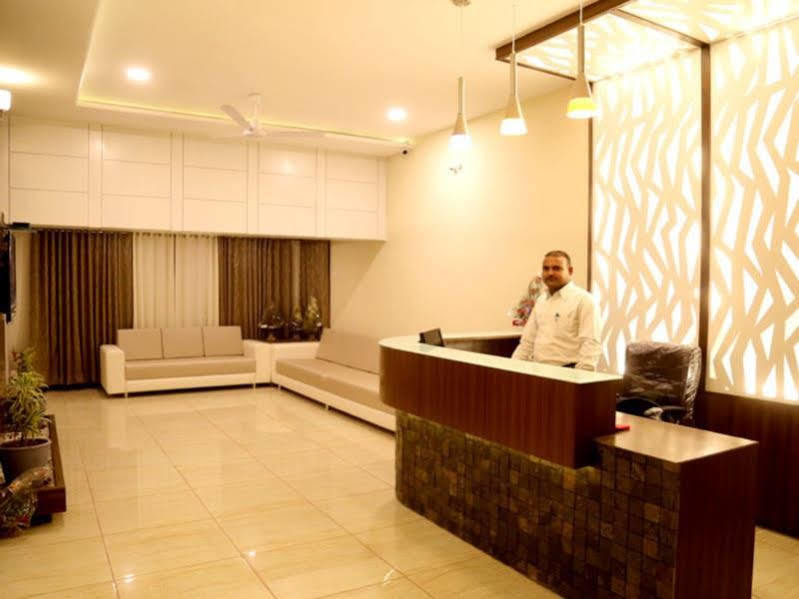 Collection O Royal Icon Hotel Udaipur Luaran gambar