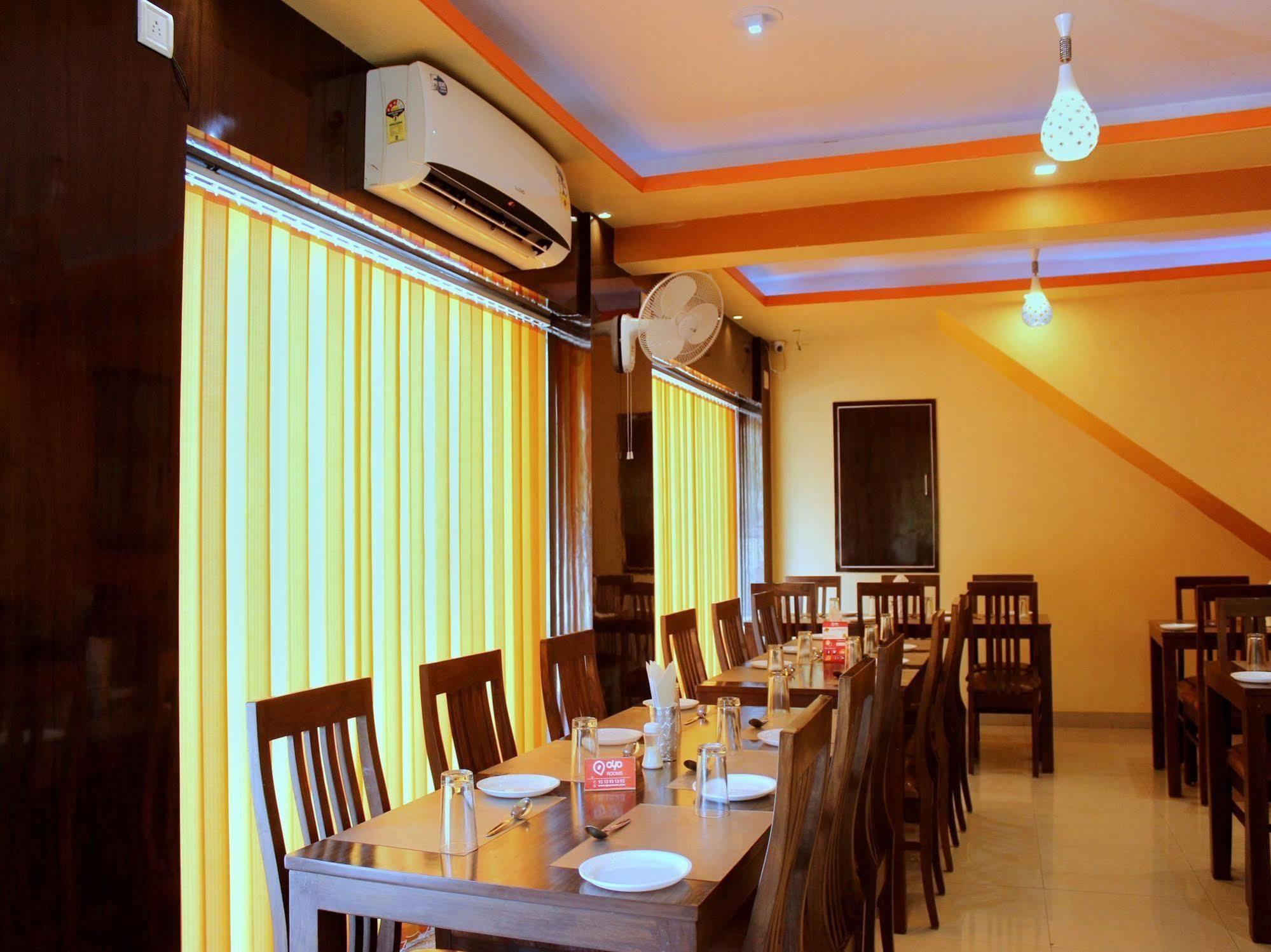 Collection O Royal Icon Hotel Udaipur Luaran gambar