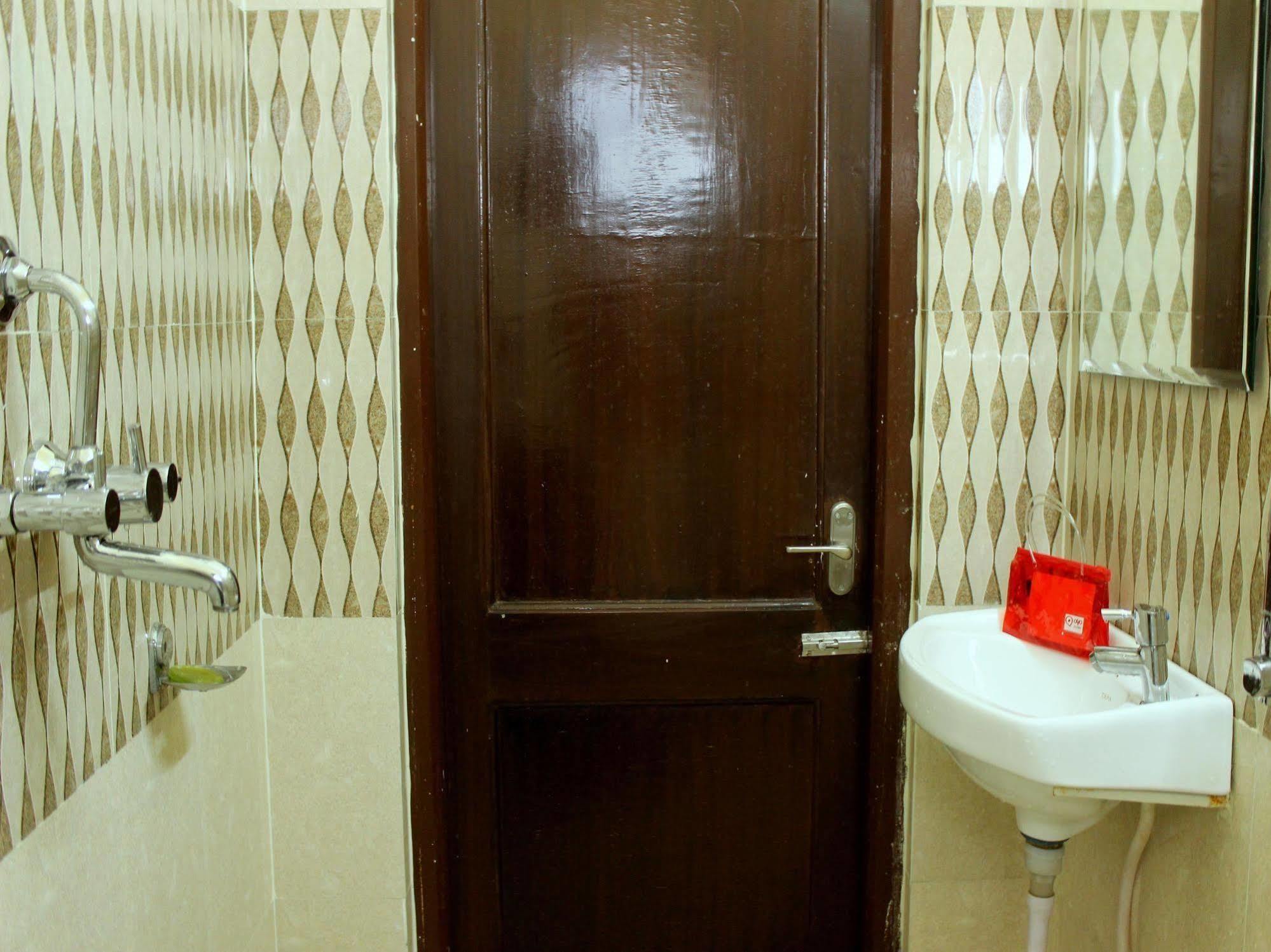 Collection O Royal Icon Hotel Udaipur Luaran gambar